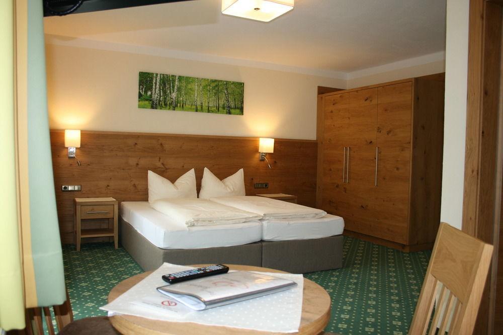 Pension Birkenhof Mayrhofen Esterno foto